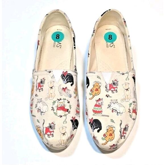 Cat Print Canvas Slip-On Shoes – Cute Kitty Flats – Holiday Cat Pattern – Size 8 - Picture 3 of 6
